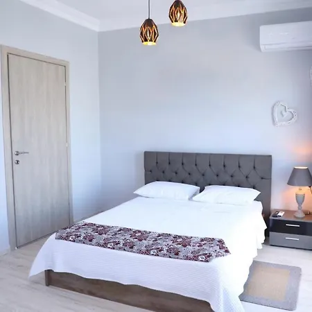 Apartment Damias